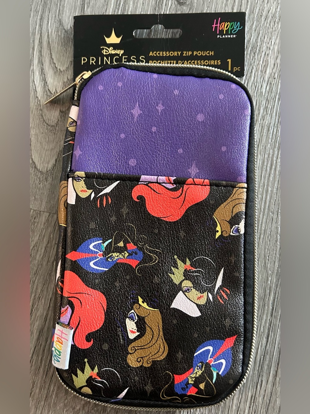 Happy Planner Disney Good vs. Evil
BANDED ACCESSORY ZIP POUCH Cell Phone Holder